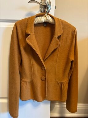 Wool knit jacket with peplum bottom